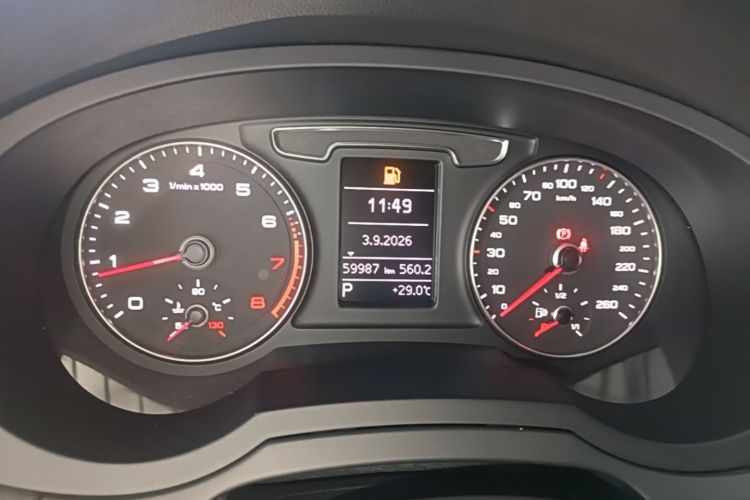 Audi Q3 2018 #12 Audi Q3 2018 car image #12