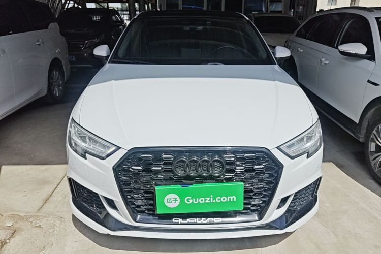 Audi A3 2019 car image #3