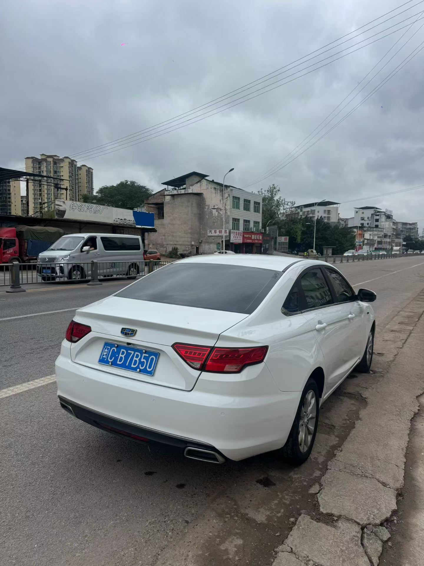 GEELY Emgrand GL 2017 car image #4