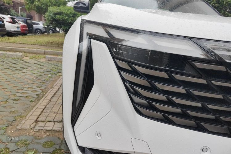 GEELY Boyue L 2023 car image #8