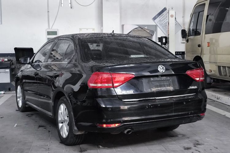 Volkswagen Lavida 2017 car image #7