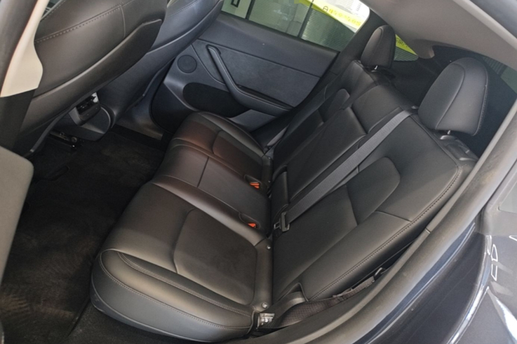 Tesla Model Y 2024 #17 Tesla Model Y 2024 immagine di auto #17