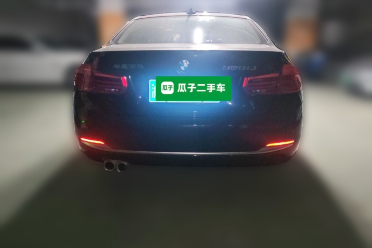 BMW 3 Series 2018 #6 BMW 3 Series 2018 car image #6