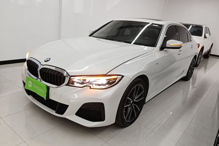 BMW 3 Series 2022 #2 BMW 3 Series 2022 car image #2