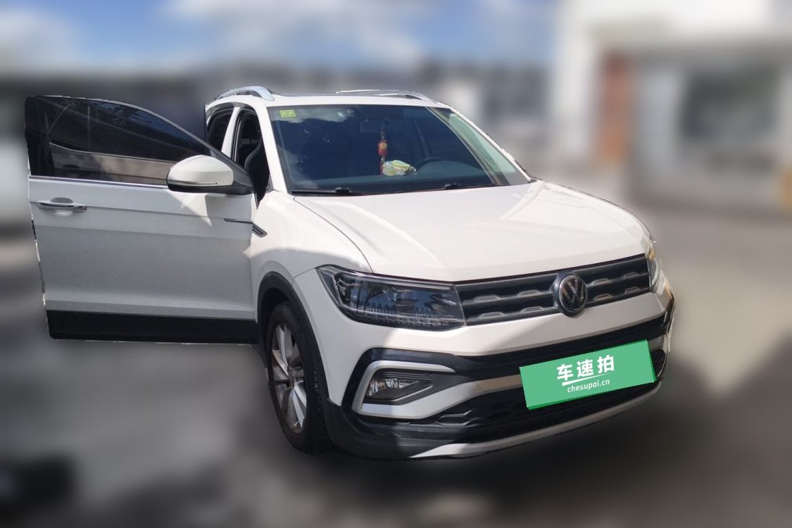 Volkswagen T-Cross 2019 car image #2