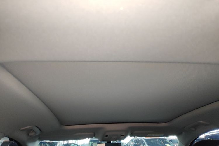 Audi Q3 2021 car image #18