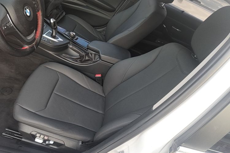 BMW 3 Series 2016 car image #15