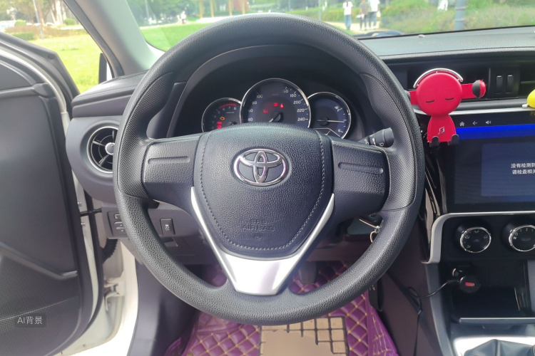 Toyota Corolla 2018 #12 Toyota Corolla 2018 car image #12