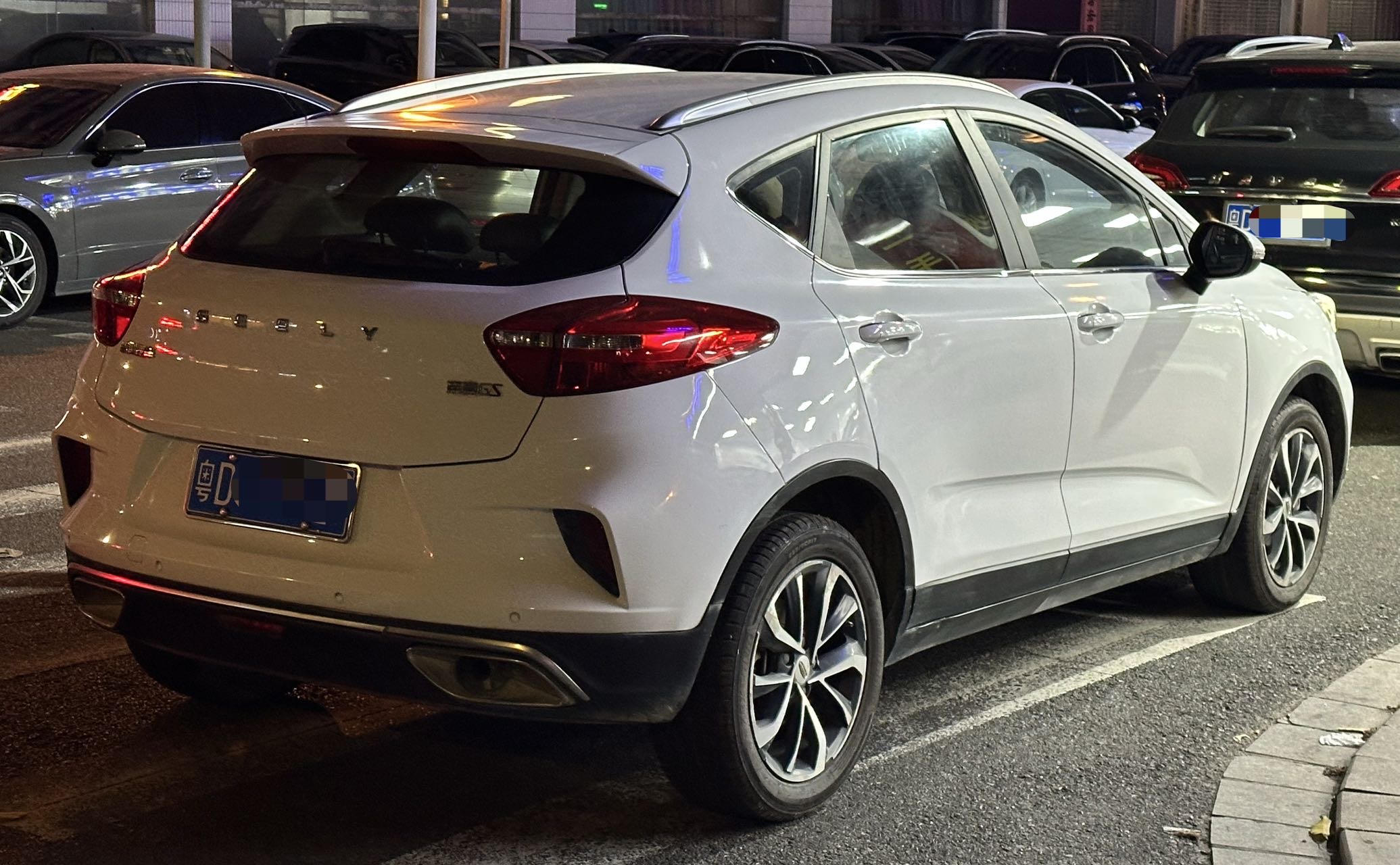 GEELY Emgrand GS 2020 صورة سيارة #7