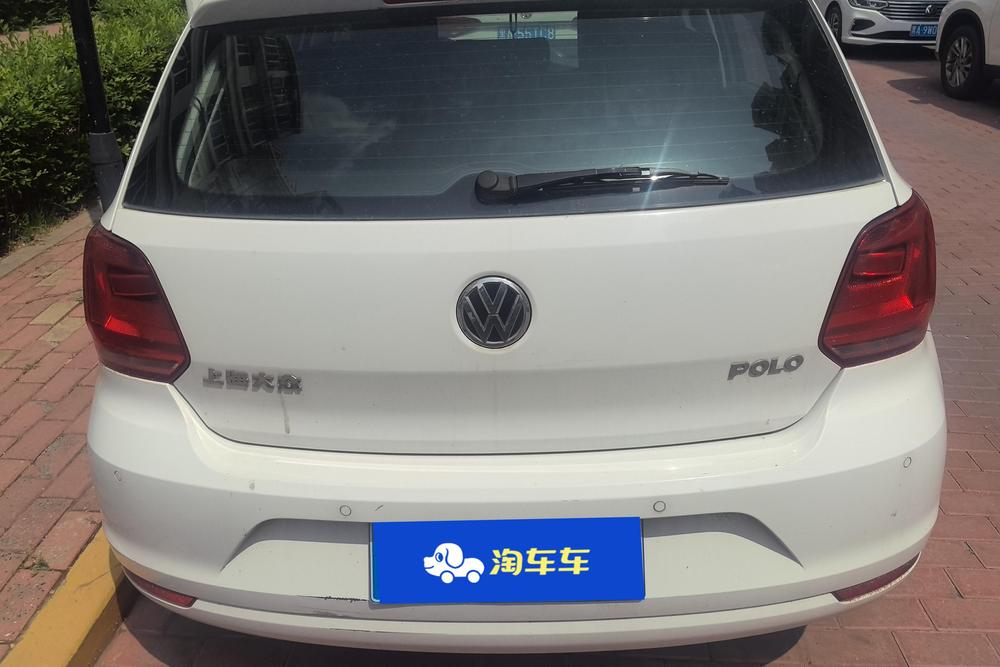 Volkswagen Polo 2014 car image #3