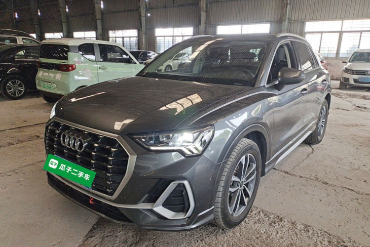 Audi Q3 2022 #2 Audi Q3 2022 car image #2