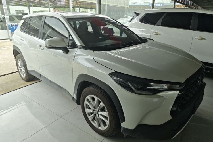 Toyota Corolla Cross 2025 immagine di auto #4