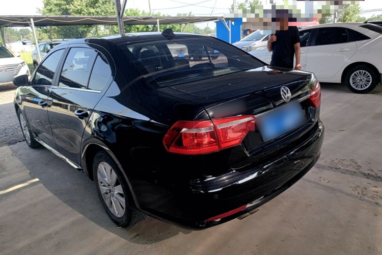 Volkswagen Lavida 2015 car image #5