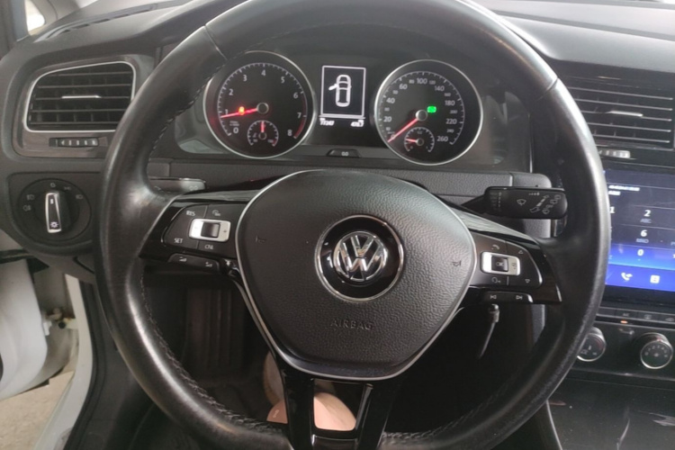 Volkswagen Golf 2018 #15 Volkswagen Golf 2018 car image #15