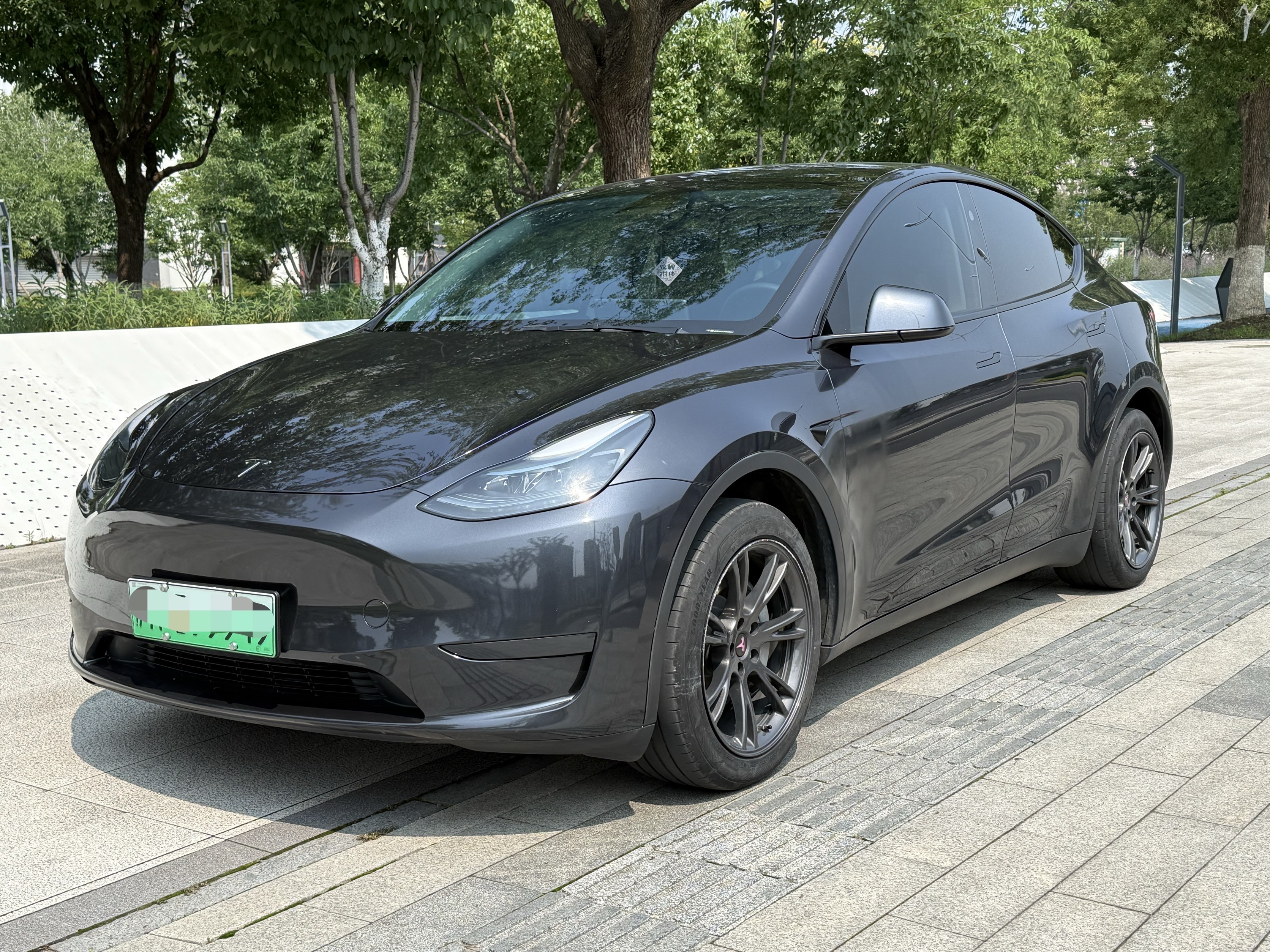 Tesla Model Y 2024 #2 Tesla Model Y 2024 car image #2