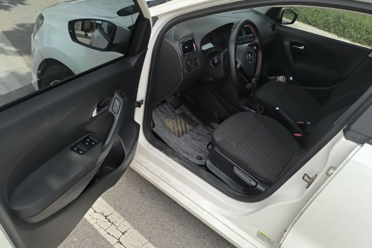 Volkswagen Polo 2018 #16 Volkswagen Polo 2018 car image #16