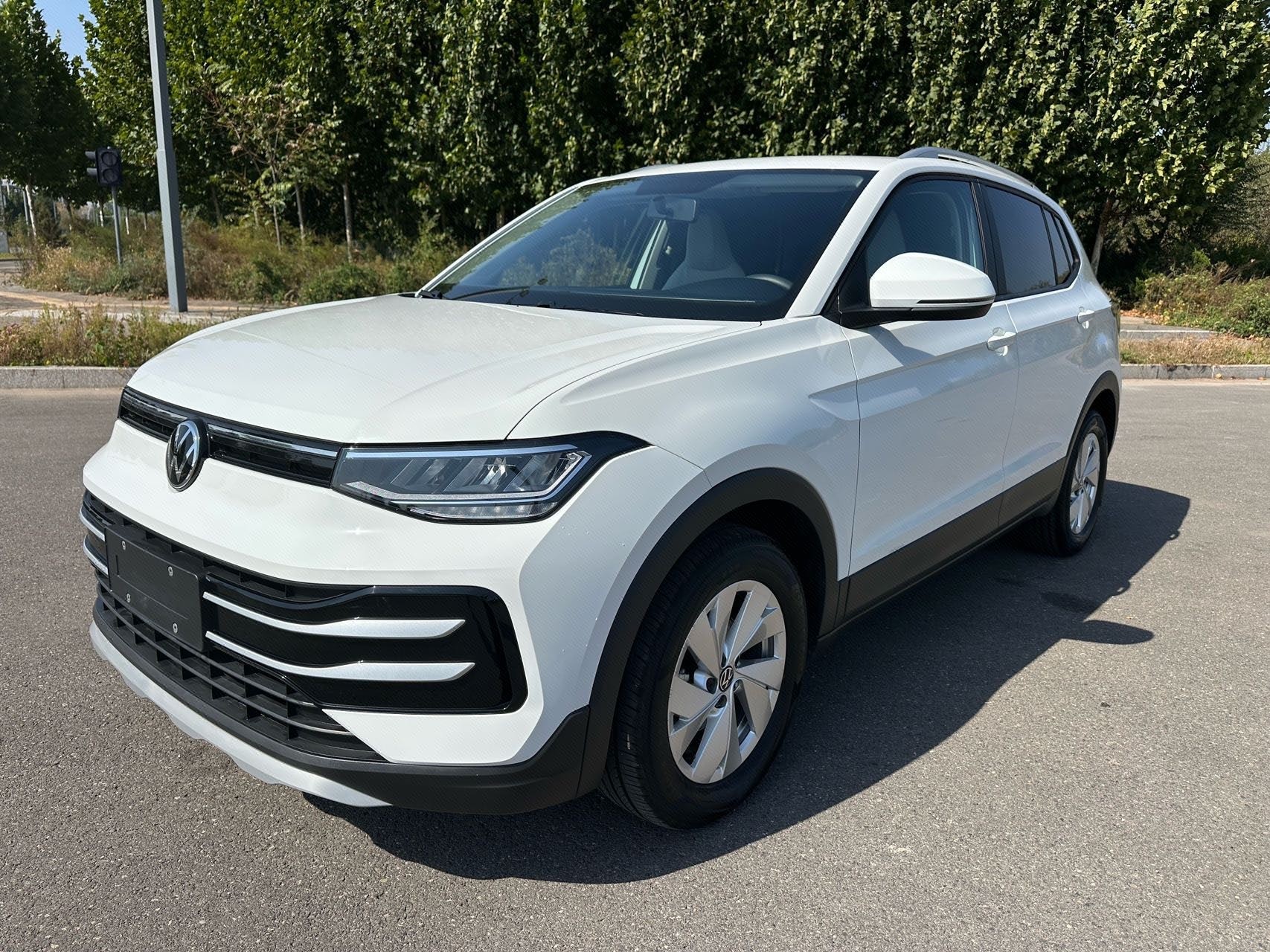 Volkswagen Tharu 2025 Volkswagen Tharu 2025 car image