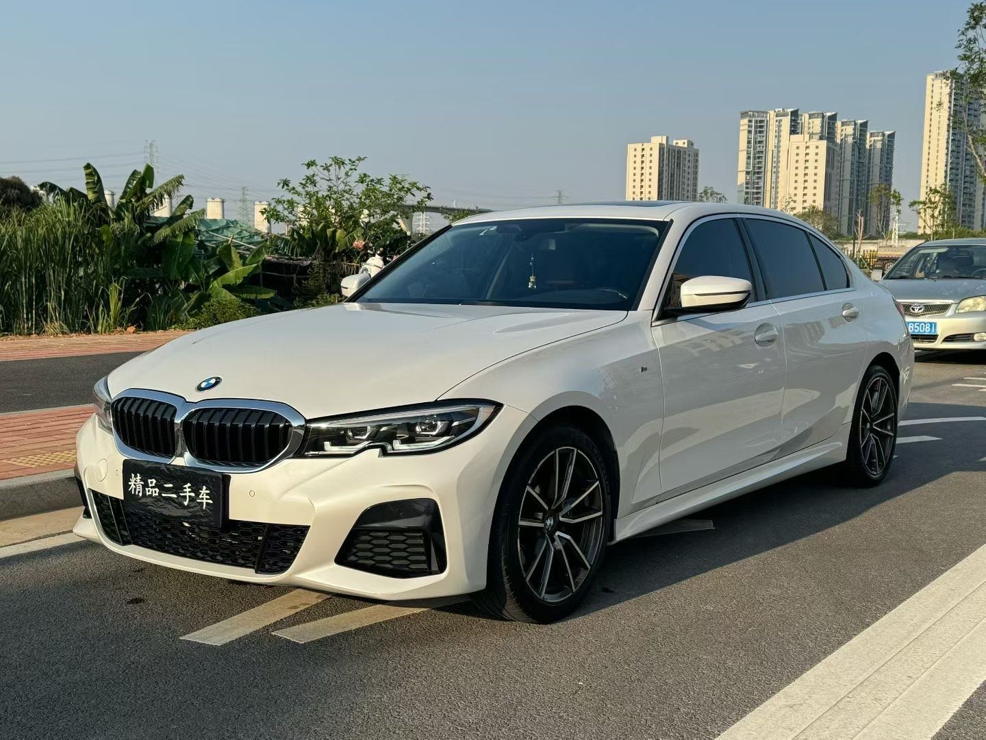BMW 3 Series 2021 car image #2