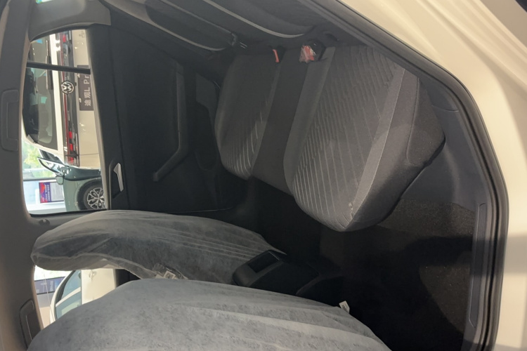 Volkswagen Lavida 2025 car image #9