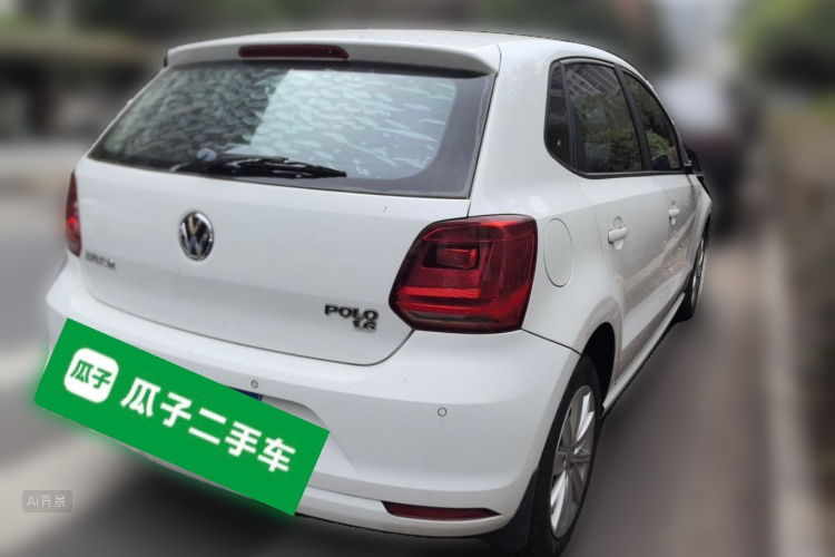 Volkswagen Polo 2015 car image #7