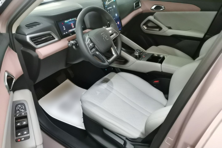 BYD YuanUP 2024 #16 BYD YuanUP 2024 car image #16
