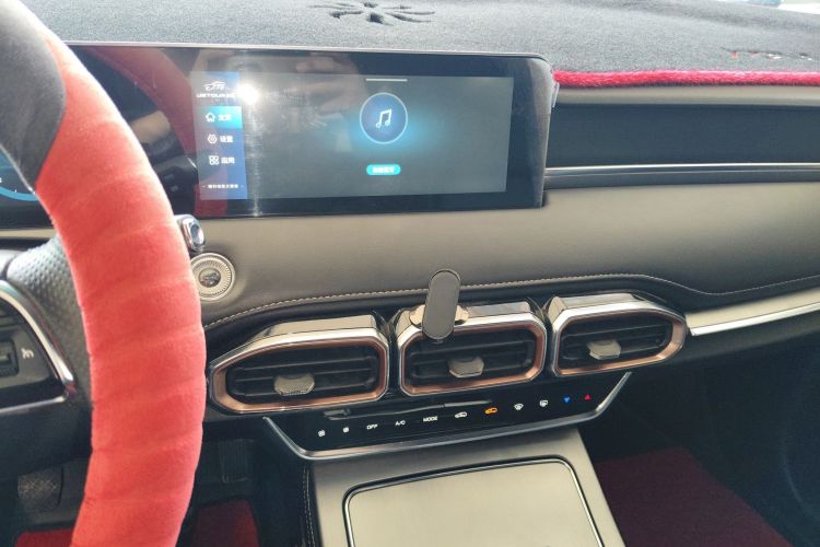 Jetour X70 PLUS 2021 car image #17