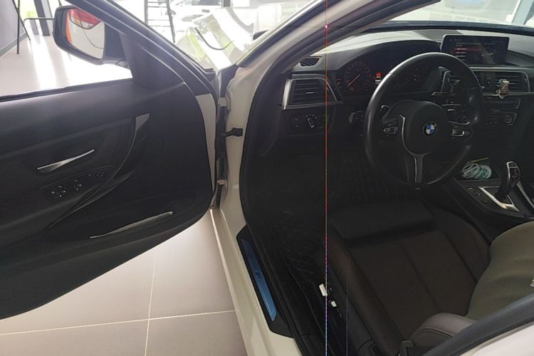 BMW 3 Series 2018 car image #16