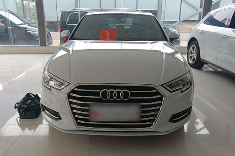 Audi A3 2021 immagine di auto #3