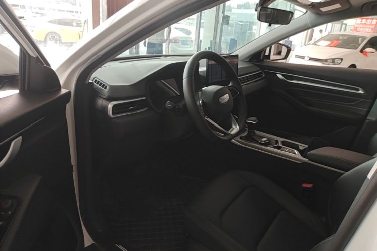 GEELY Emgrand 2026 car image #15