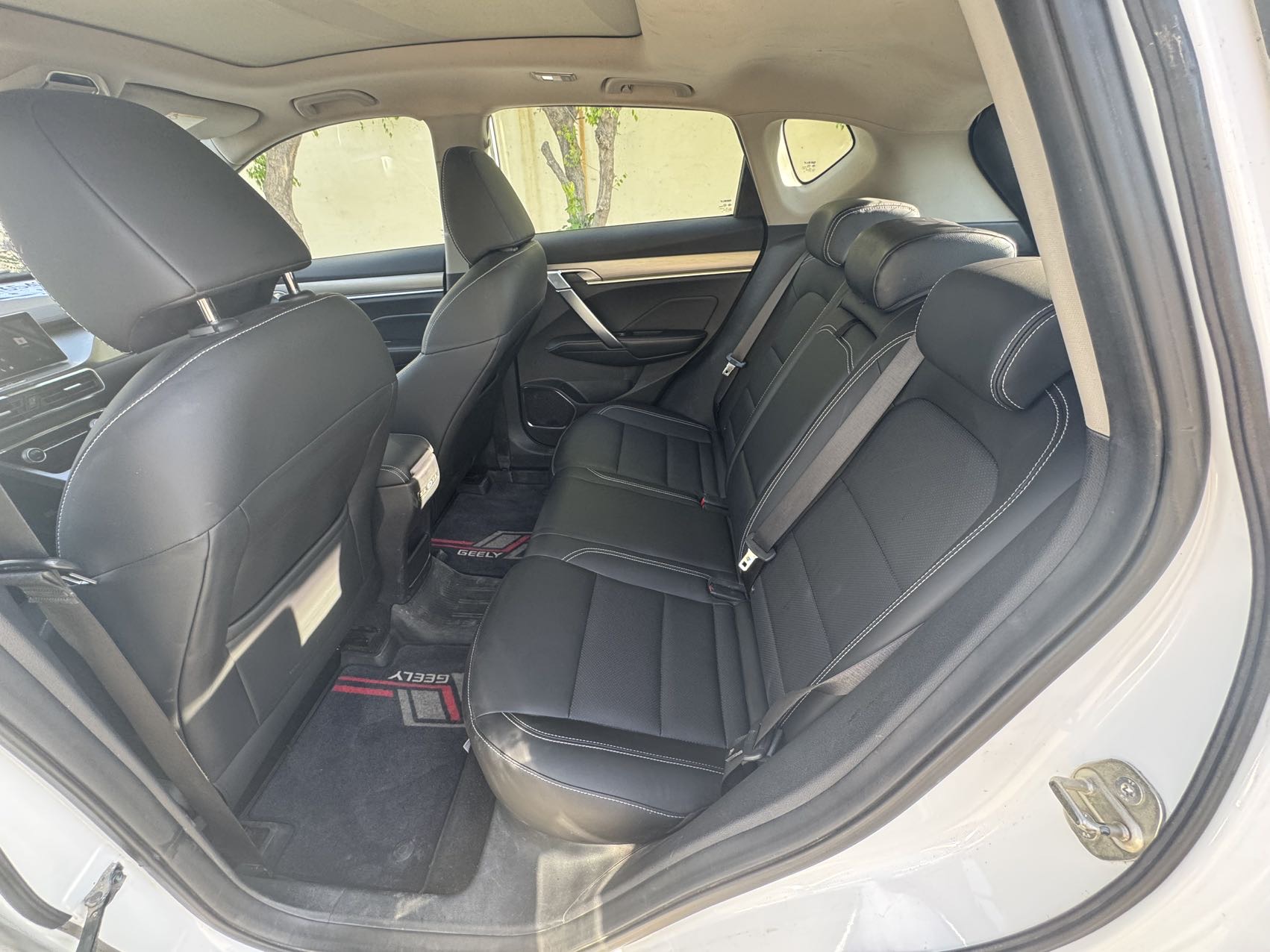 GEELY Coolray 2019 car image #6