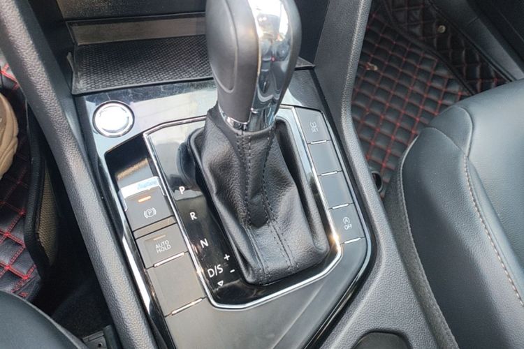 Volkswagen Tharu 2019 image de voiture #18