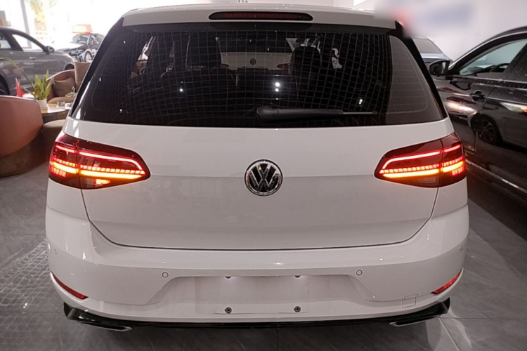 Volkswagen Golf 2018 #6 Volkswagen Golf 2018 car image #6