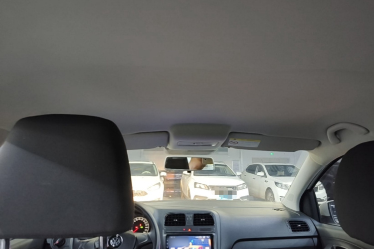 Volkswagen Polo 2016 #18 Volkswagen Polo 2016 car image #18