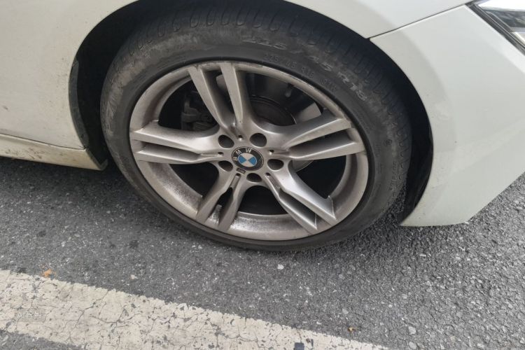 BMW 3 Series 2018 #9 BMW 3 Series 2018 car image #9