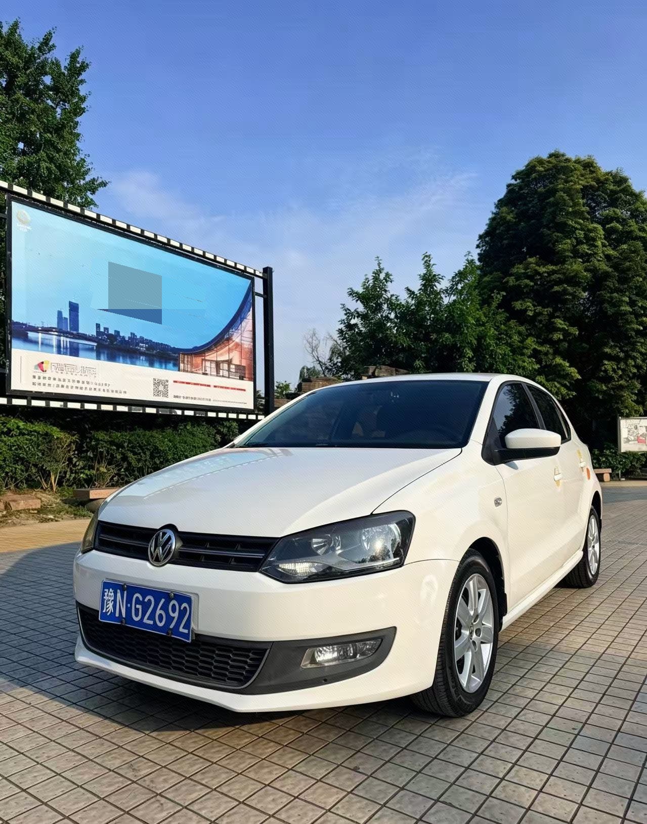 Volkswagen Polo 2013 car image 