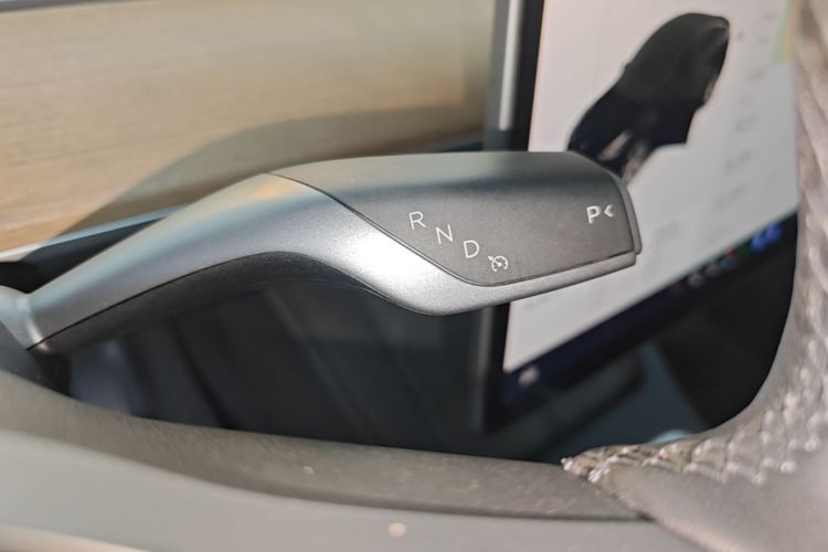 Tesla Model Y 2021 #14 Tesla Model Y 2021 immagine di auto #14