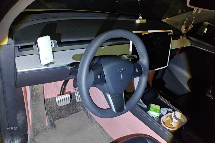 Tesla Model Y 2023 #11 Tesla Model Y 2023 car image #11