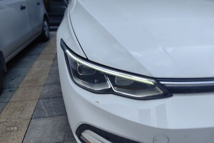 Volkswagen Golf 2021 car image #8