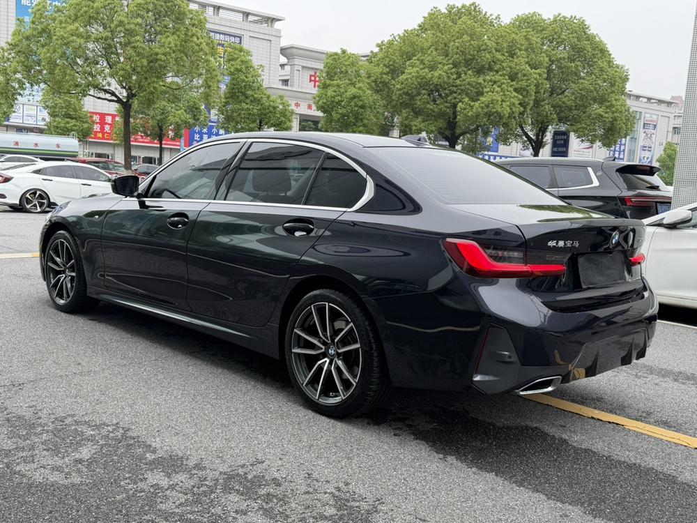 BMW 3 Series 2023 #4 BMW 3 Series 2023 car image #4