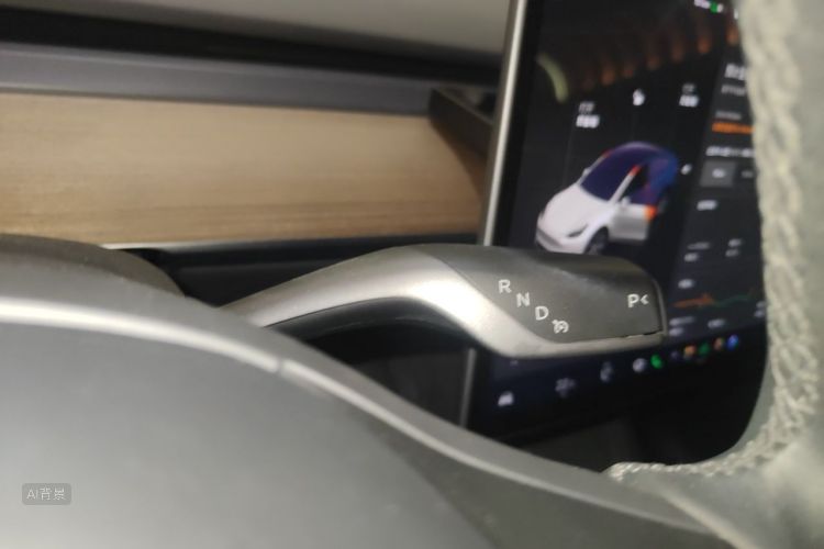 Tesla Model Y 2022 #16 Tesla Model Y 2022 car image #16