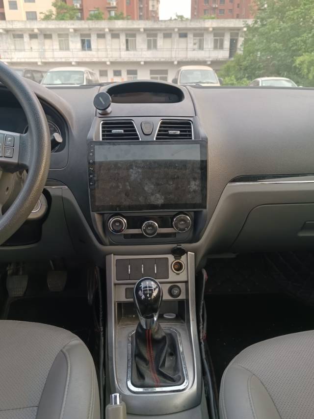 GEELY Emgrand 2014 car image #8