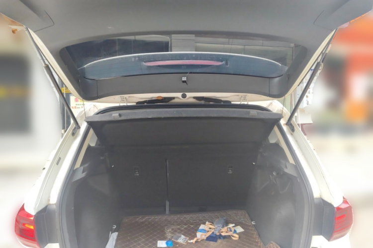Volkswagen Tharu 2023 car image #17