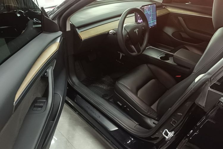 Tesla Model 3 2021 #16 Tesla Model 3 2021 car image #16