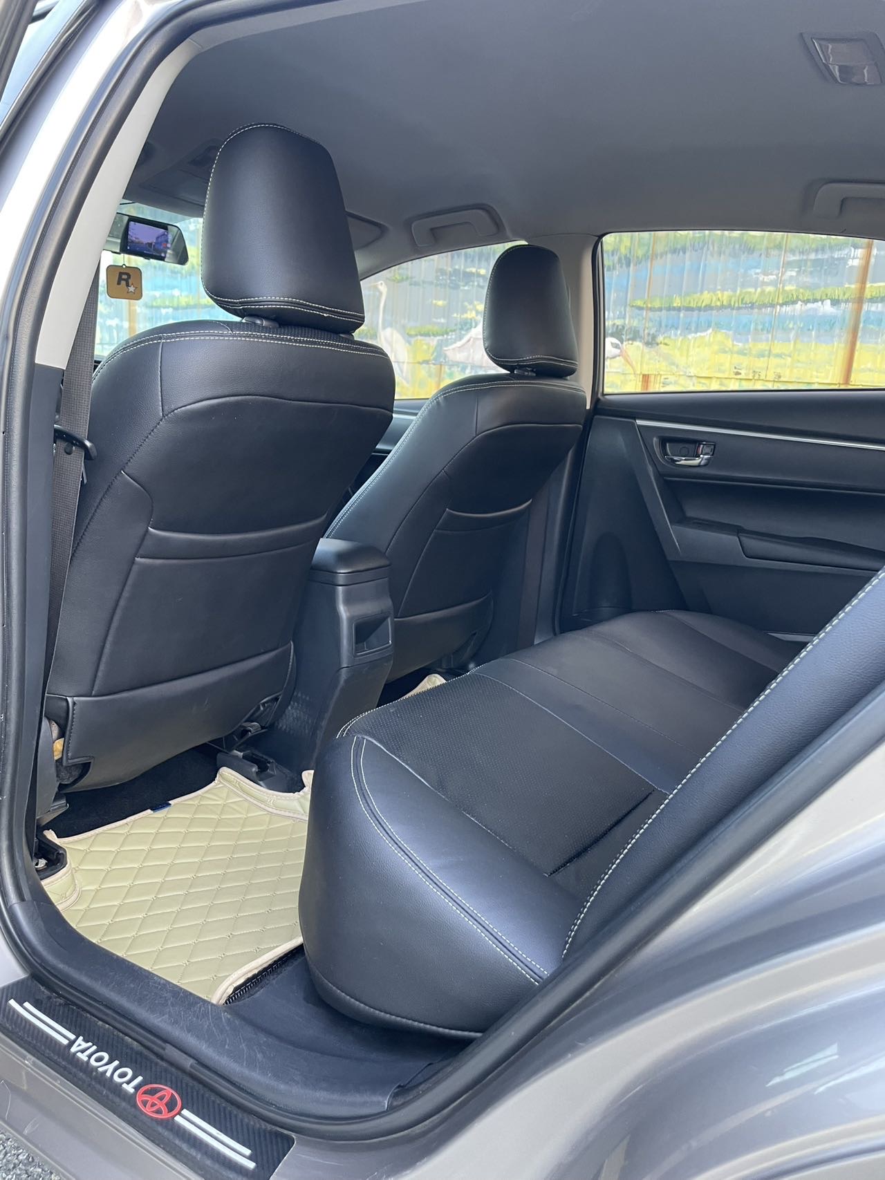 Toyota Corolla 2019 car image #6