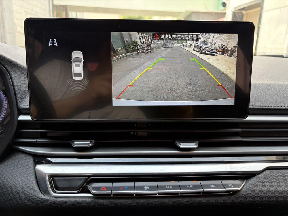 GEELY Emgrand 2022 #8 GEELY Emgrand 2022 car image #8