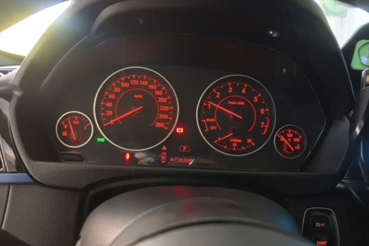 BMW 3 Series 2017 #12 BMW 3 Series 2017 car image #12