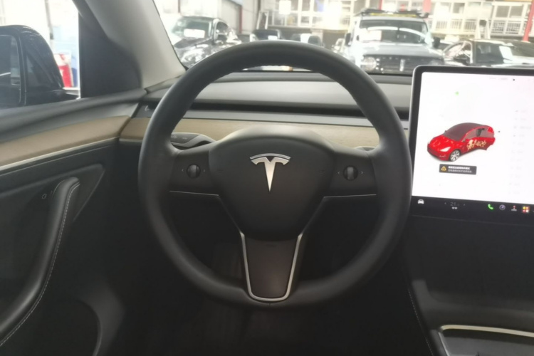 Tesla Model Y 2021 #11 Tesla Model Y 2021 car image #11