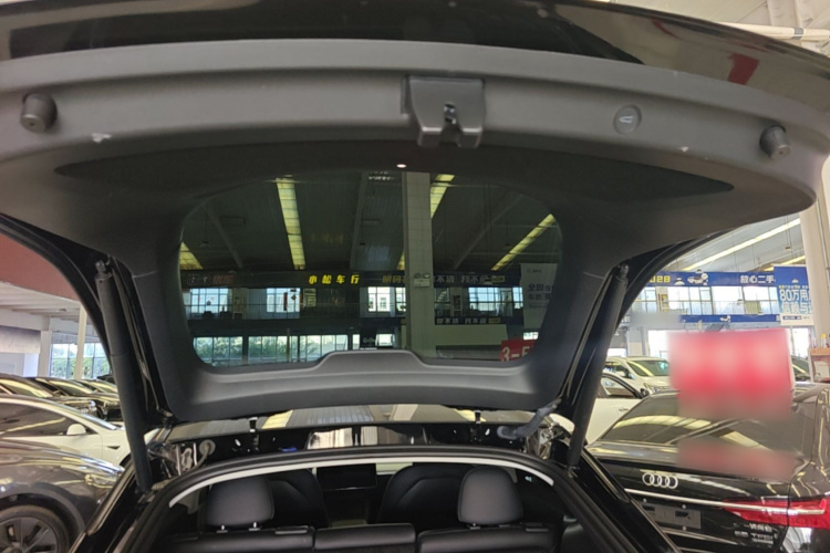 Tesla Model Y 2023 #19 Tesla Model Y 2023 car image #19