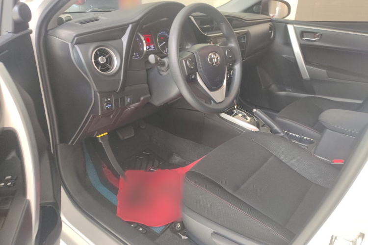 Toyota Corolla 2018 #16 Toyota Corolla 2018 car image #16