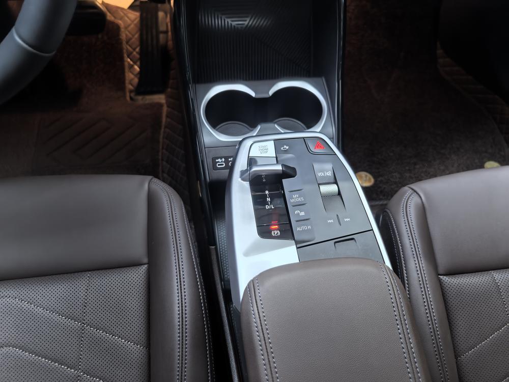 BMW X1 2024 car image #14